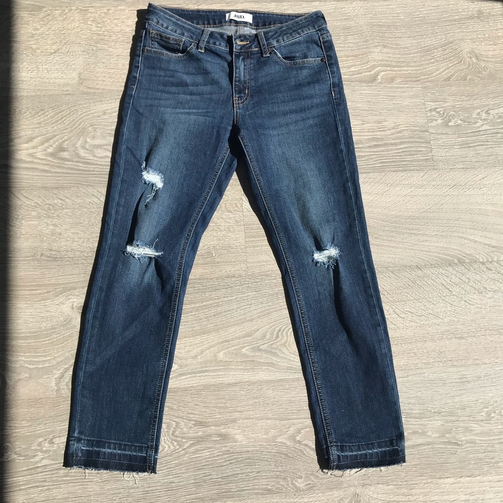 💚4 for $30💚 LIKE NEW! JBD Distressed Skinny Jeans Ankle